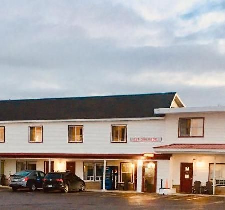 North Country American Inn Kalkaska Exterior photo